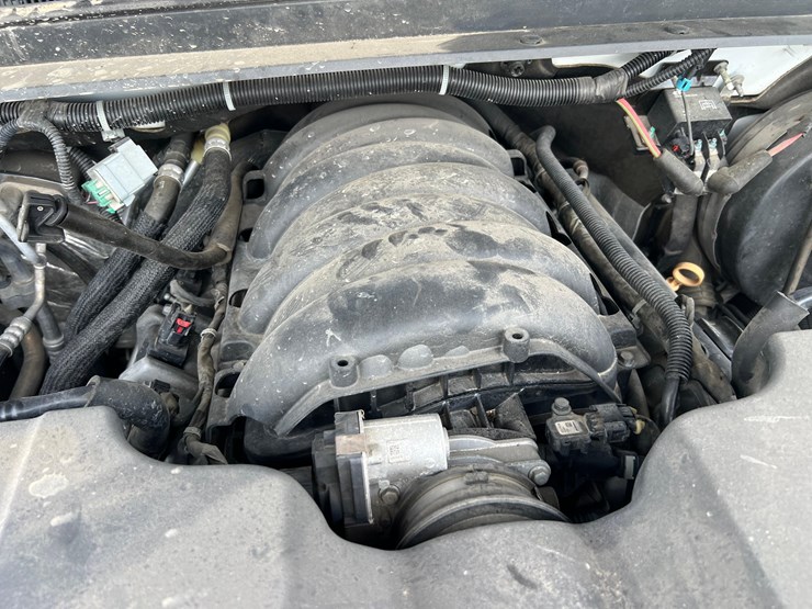 chevrolet-tahoe-image-36