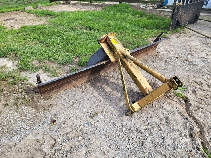 ford-3pt-hitch-grader-blade-image-1