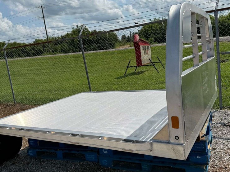 2023-cm-8'-aluminum-flatbed-alrs-02845642-image-9
