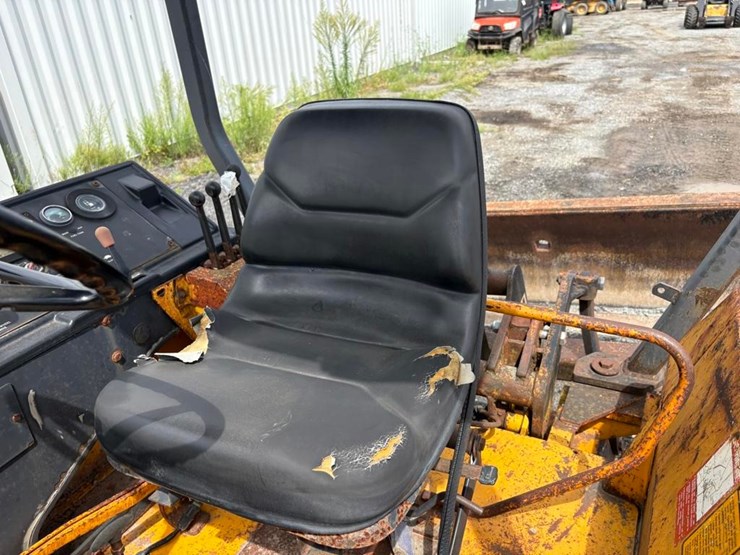 deere-210c-image-16
