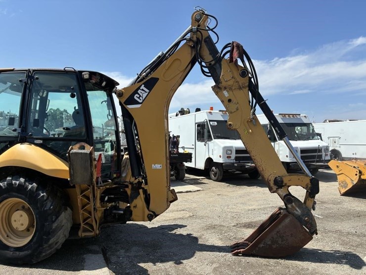 2008-caterpillar-430e-image-12