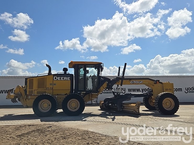 2012-deere-670gp-image-6