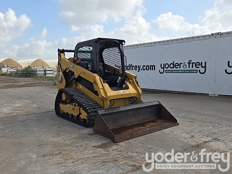 2024-caterpillar-259d3-image-7