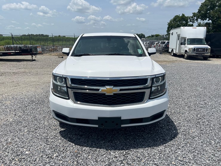 chevrolet-tahoe-image-2