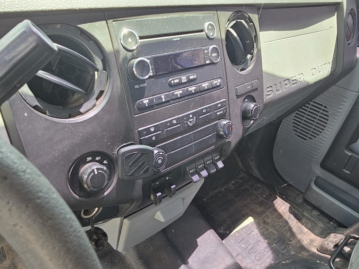 2016-ford-f350-image-13