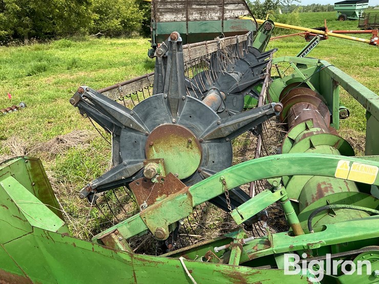 john-deere-216f-image-10