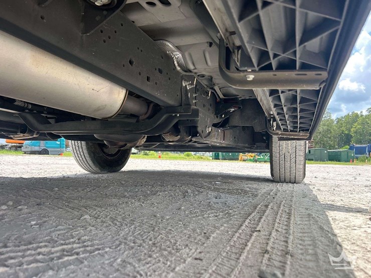 2015-ford-f350-image-23