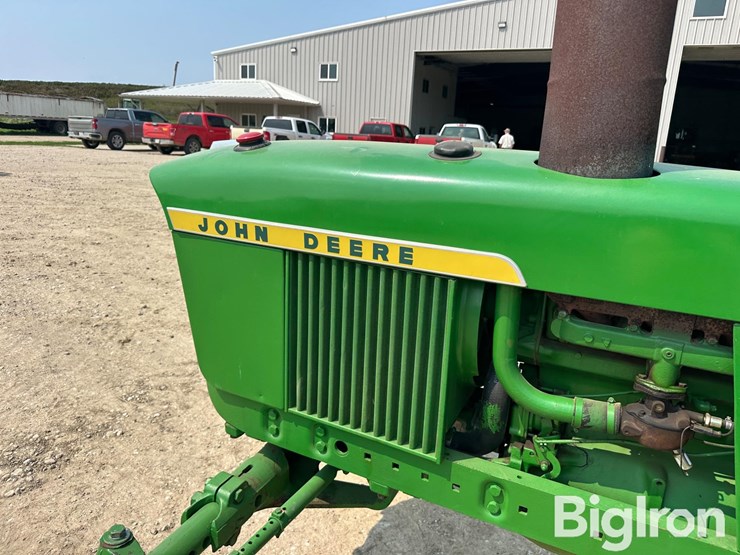 1970-john-deere-2520-image-16
