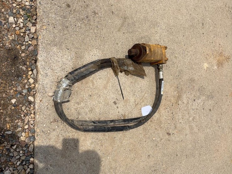 char-lynn-hydraulic-motor-image-2