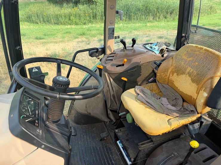 john-deere-5320-image-22