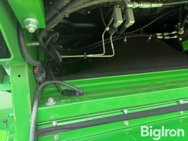 2021-john-deere-s780-image-16