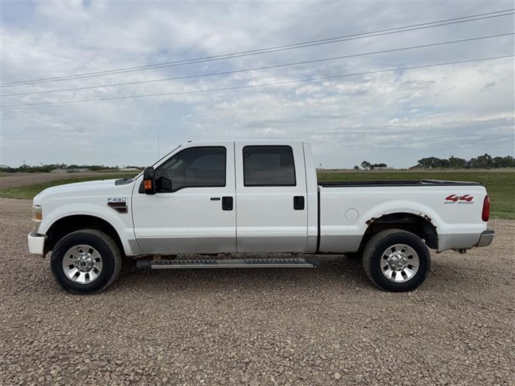 2008-ford-f250-lariat-image-2