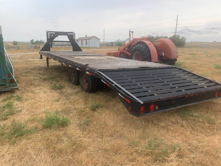 2003-load-max-gooseneck-trailer-image-8