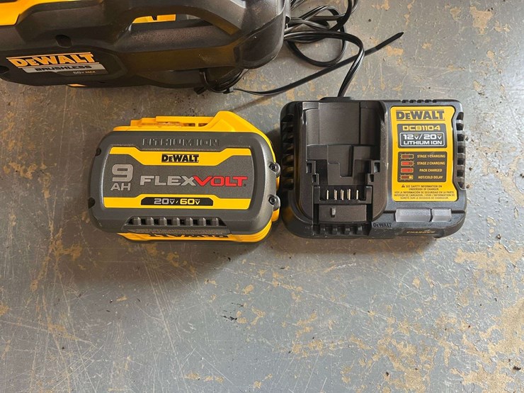 dewalt-electric-weedeater---unused-image-3