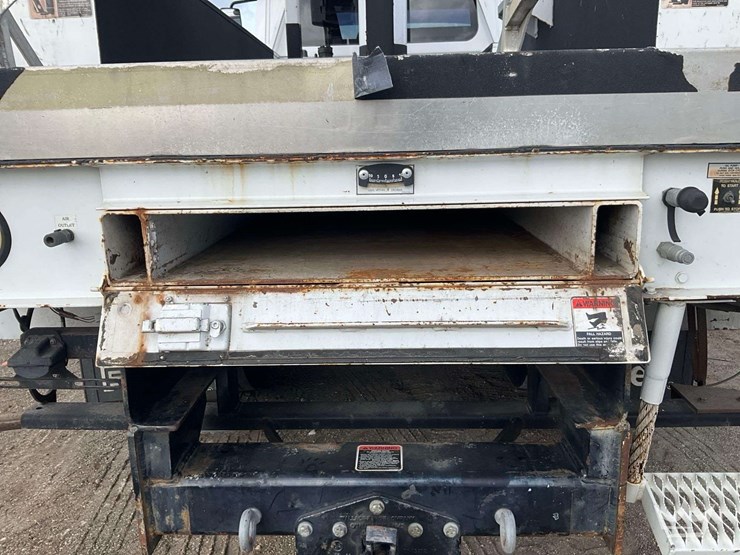 2013-international-durastar-4300-image-26