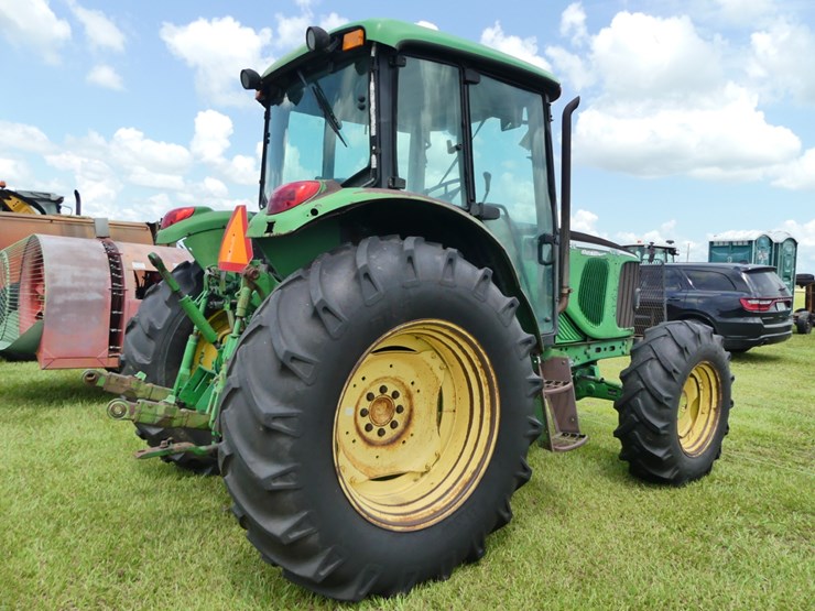 john-deere-6215-image-4