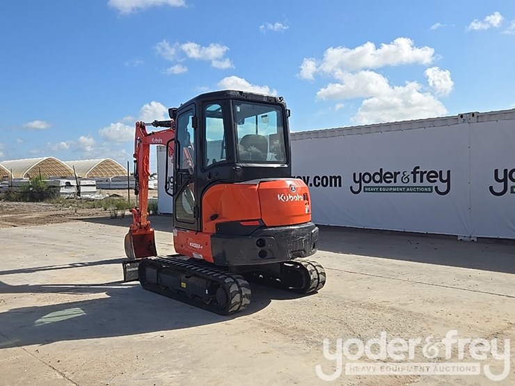 2023-kubota-kx033-4-image-3