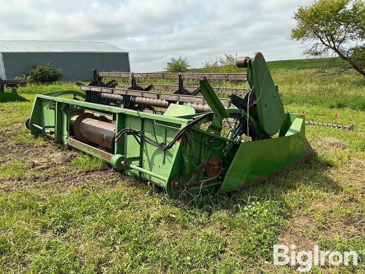 john-deere-216f-image-5