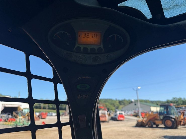 bobcat-t650-image-21