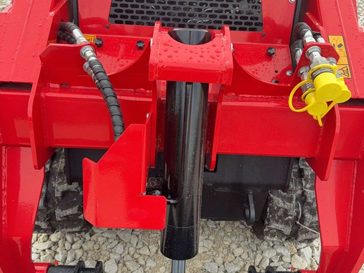 sl-1050-skid-steer-image-10