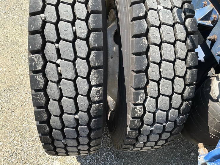 2018-kenworth-t680-image-25