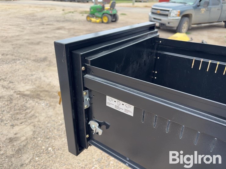 phoenix-4-drawer-fire-resistant-file-cabinet-image-15