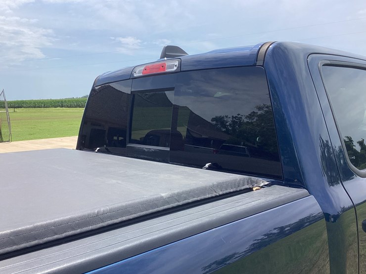 2021-dodge-1500-image-31