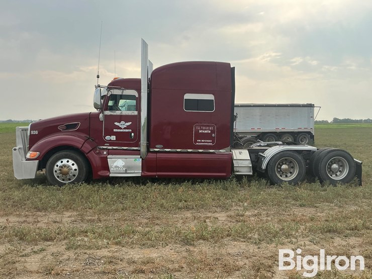 2011-peterbilt-386-image-8