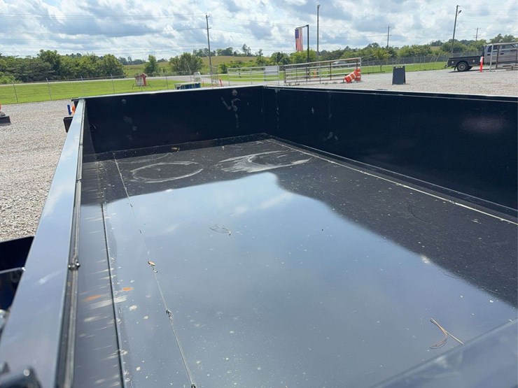 big-tex--nomad-series-7'x14'-dump-trailer-image-9