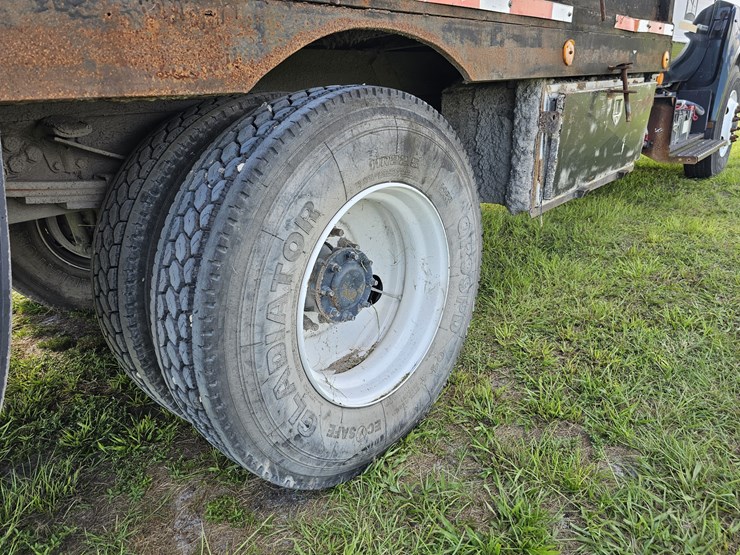 2016-ford-f750-image-7
