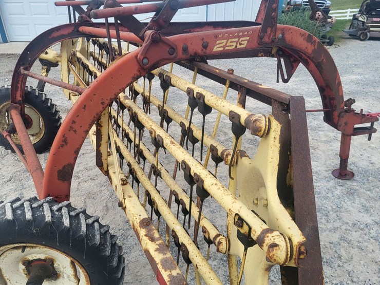 new-holland-256-image-13