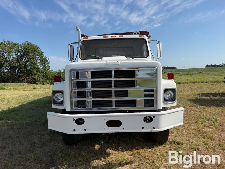 1979-international-f-2654-t/a-grain-truck-image-2