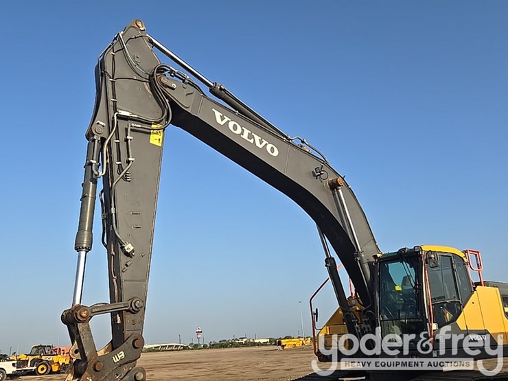 2020-volvo-ec300el-image-24
