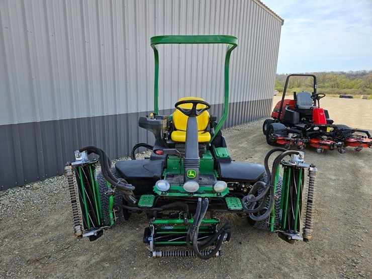 john-deere-7500-image-8