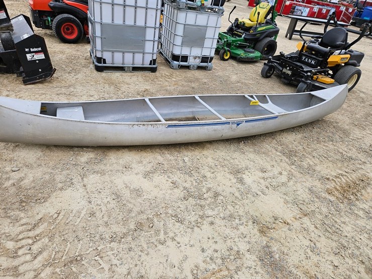 #6882-•-grumman-16'-canoe-image-6