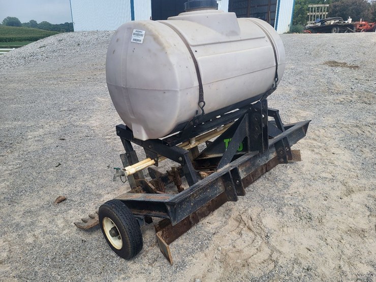 tr3-rake-arena-drag-w/poly-tank-image-5