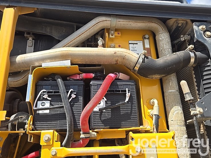 2012-deere-670gp-image-47