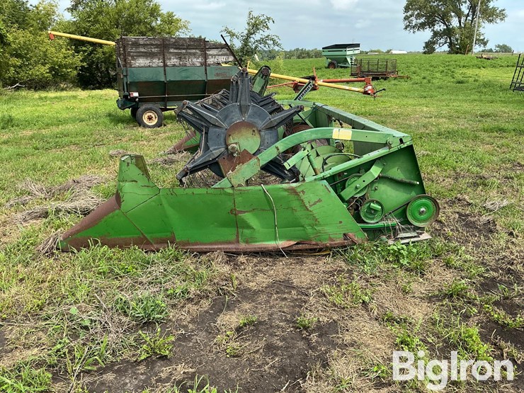 john-deere-216f-image-8