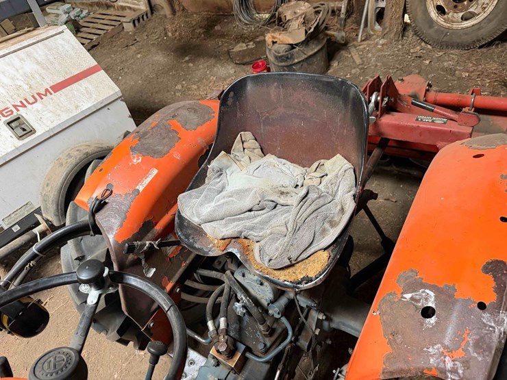 245-kubota-tractor-image-24