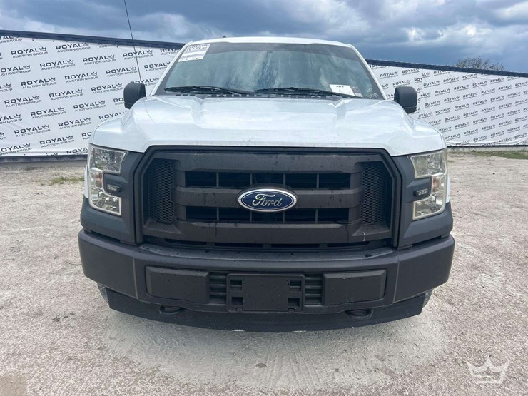 2017-ford-f150-image-23