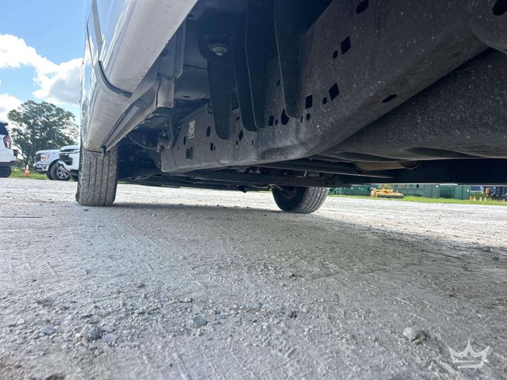 2017-ford-f150-image-12