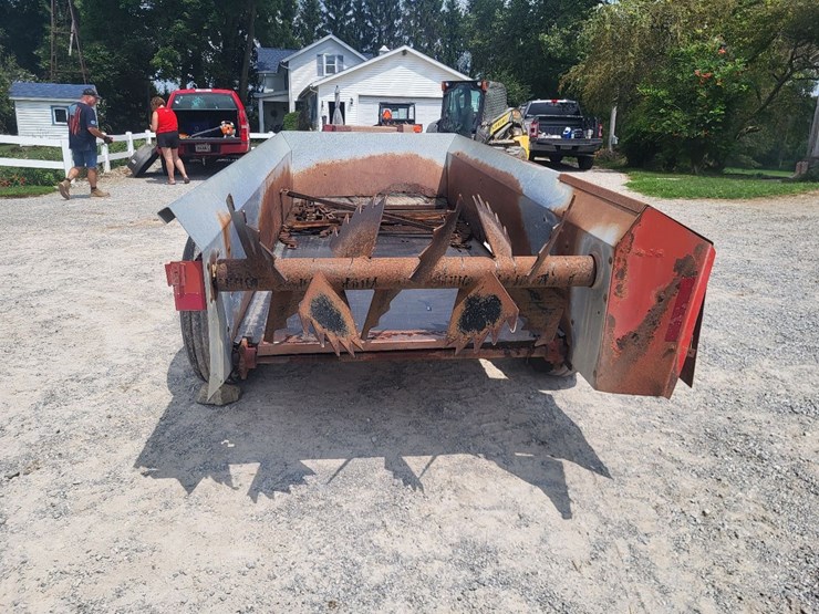 h&s-manure-spreader---mechanics-special-image-4