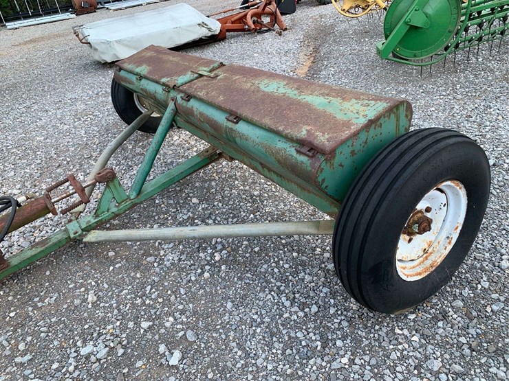 ez-flo-style-fertilize-spreader/-seeder-w/-hydraulic-opening-image-3
