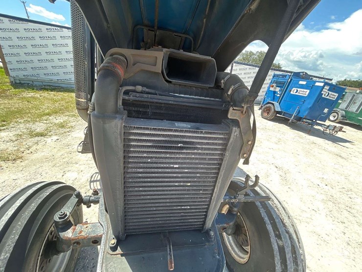 new-holland-t6030-image-7