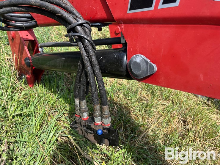 case-ih-l760-image-15