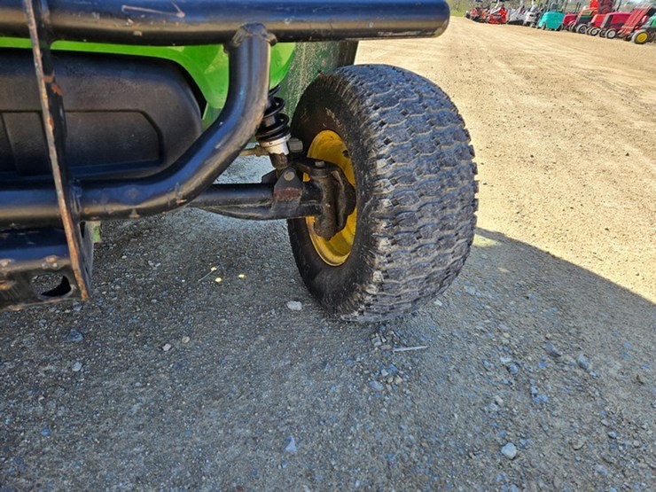 john-deere-gator-image-9