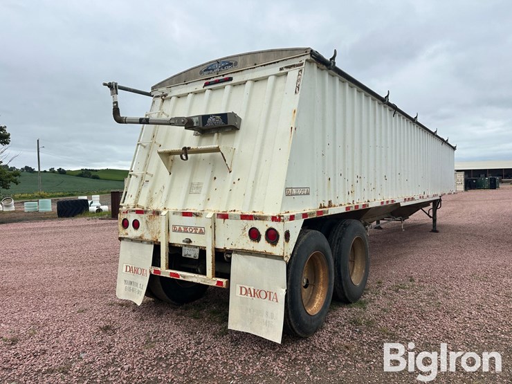2000-dakota-trail-eze-t/a-grain-trailer-image-6