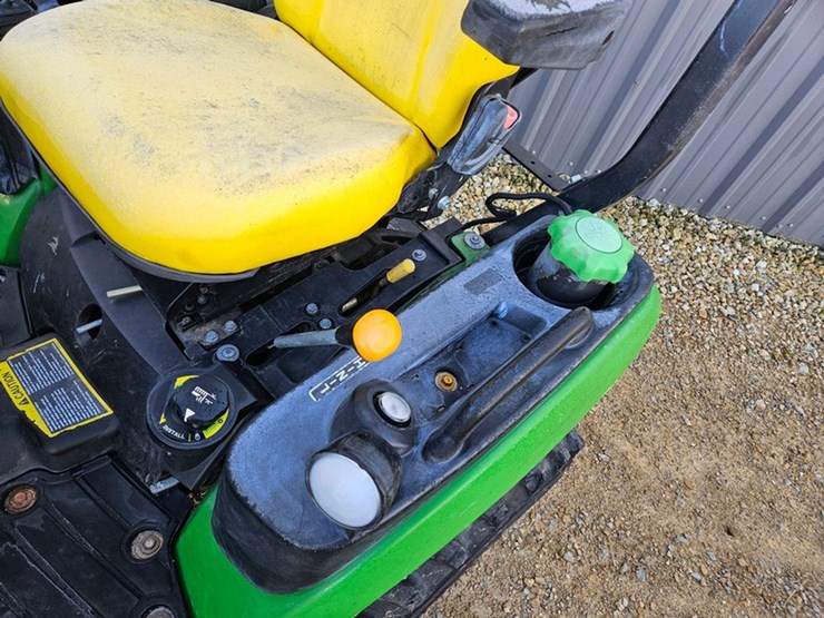 john-deere-1025r-image-24