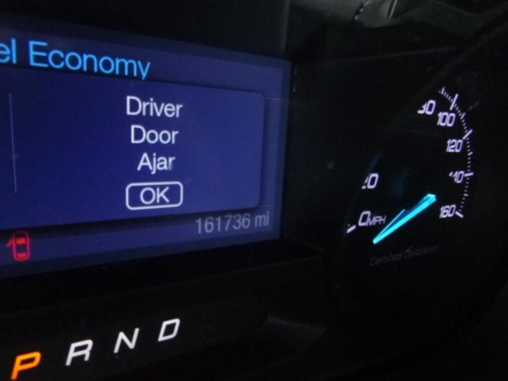 2015-ford-explorer-image-14