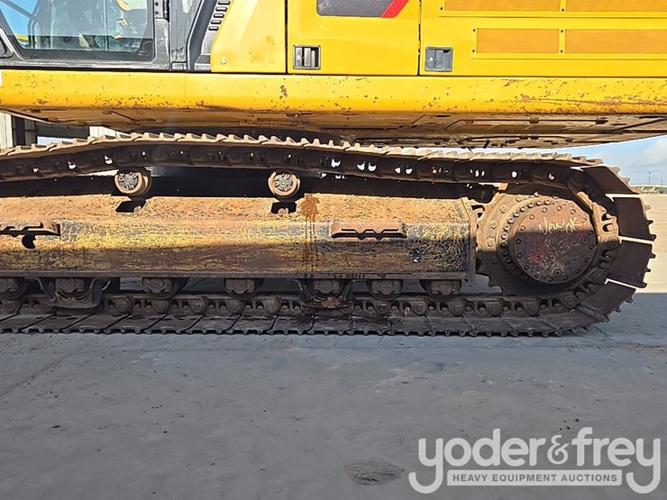 2019-caterpillar-336-image-11